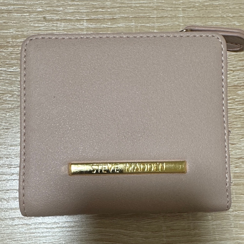 Steve Madden Blush Pink Wallet